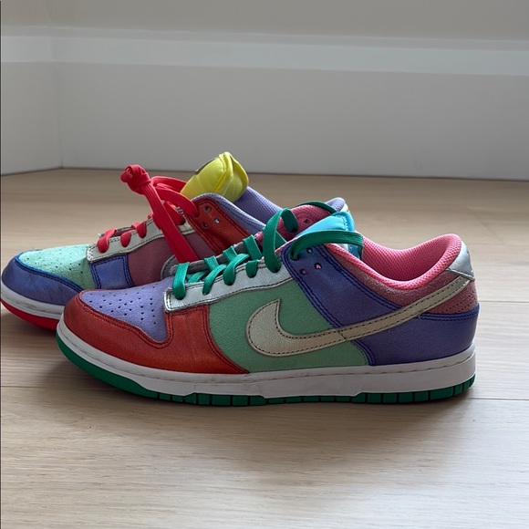 Nike Shoes - Lightly used women’s us 9.5 Nike Dunk Low 'Sunset Pulse'